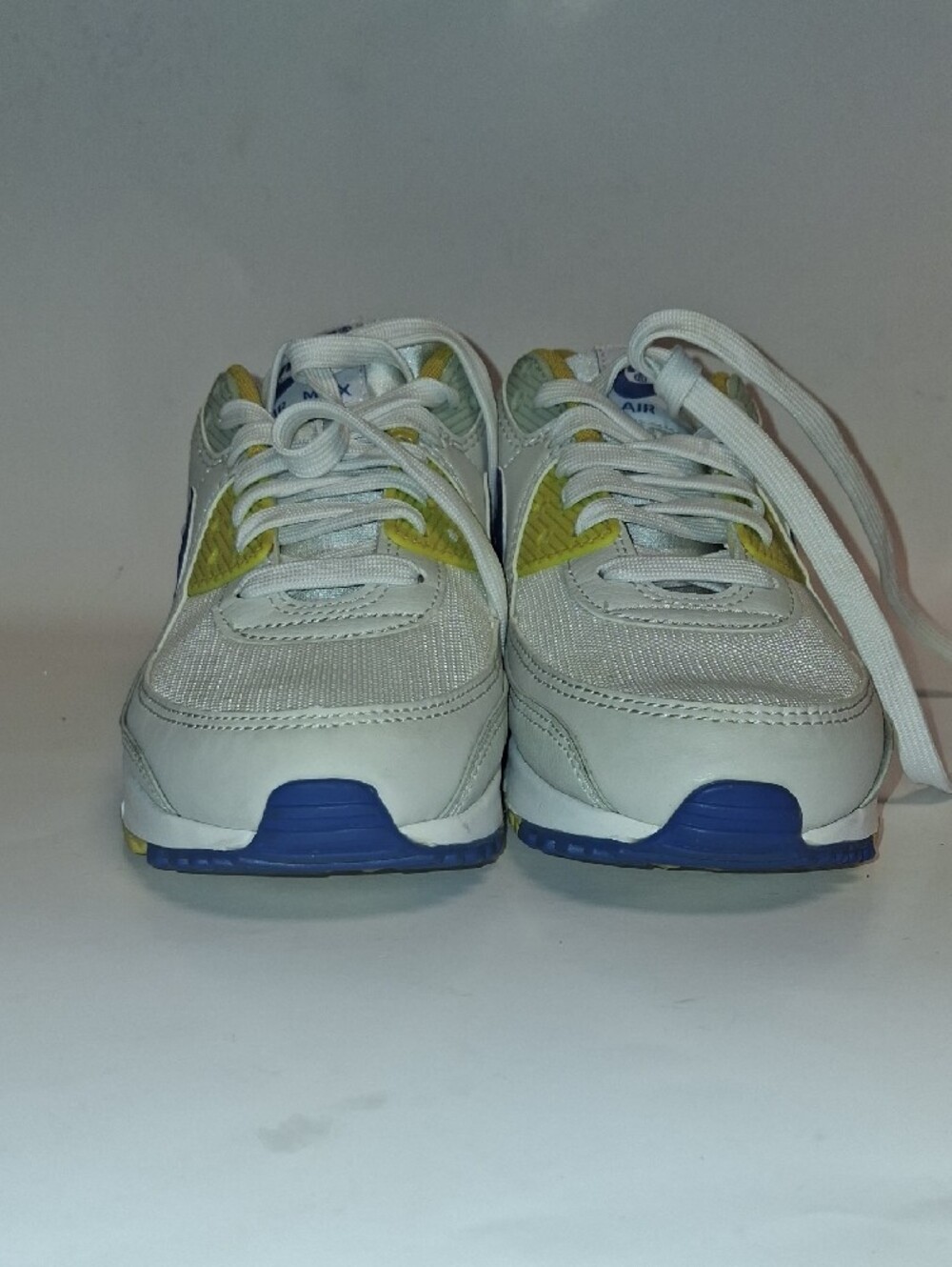 Nike Air Max 90 White Athletic Sneakers with Blue Swoosh and Yellow & Coral - Picture 4 of 7
